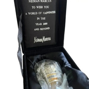 𝅺Neiman Marcus Commemorative Silver‎ Bottle Stopper 2000 Millennial